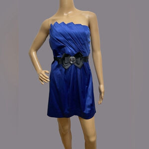 😍Elegant Blue Strapless Dress